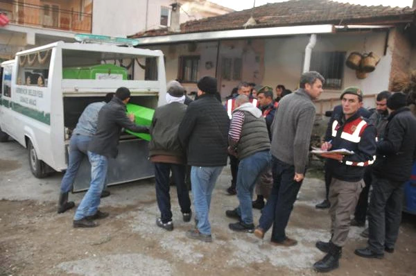 Pamuk Şeker Satıcıları Düğün Alanında Bıçakla Birbirlerine Saldırdı: 2 Ölü