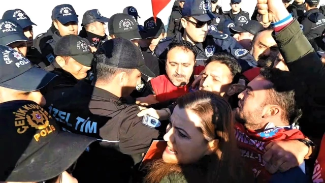 Ankara'ya Yürümek İsteyen İşçiler ile Sendika Üyeleri Gözaltına Alındı