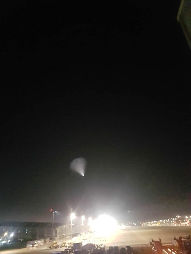 İstanbul Semalarında Görülen Işık Hüzmesi, Sosyal Medyada UFO Paniği Yarattı