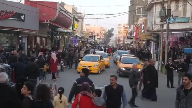 Kerkük'e İlk Kez Süslü Çam Ağacı Kuruldu, Halk Memnun Oldu