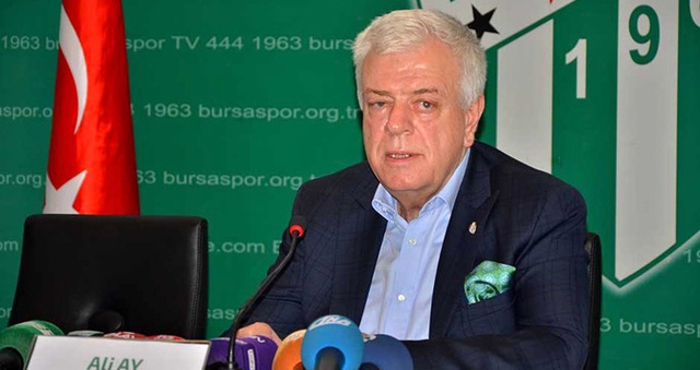 Bursaspor Başkanı Ali Ay: <a class='keyword-sd' href='/moussa-sow/' title='Moussa Sow'>Moussa Sow</a>'a Teklifimizi Yaptık