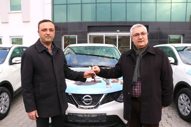 44 TL'ye Son Model Cip Sahibi Oldular