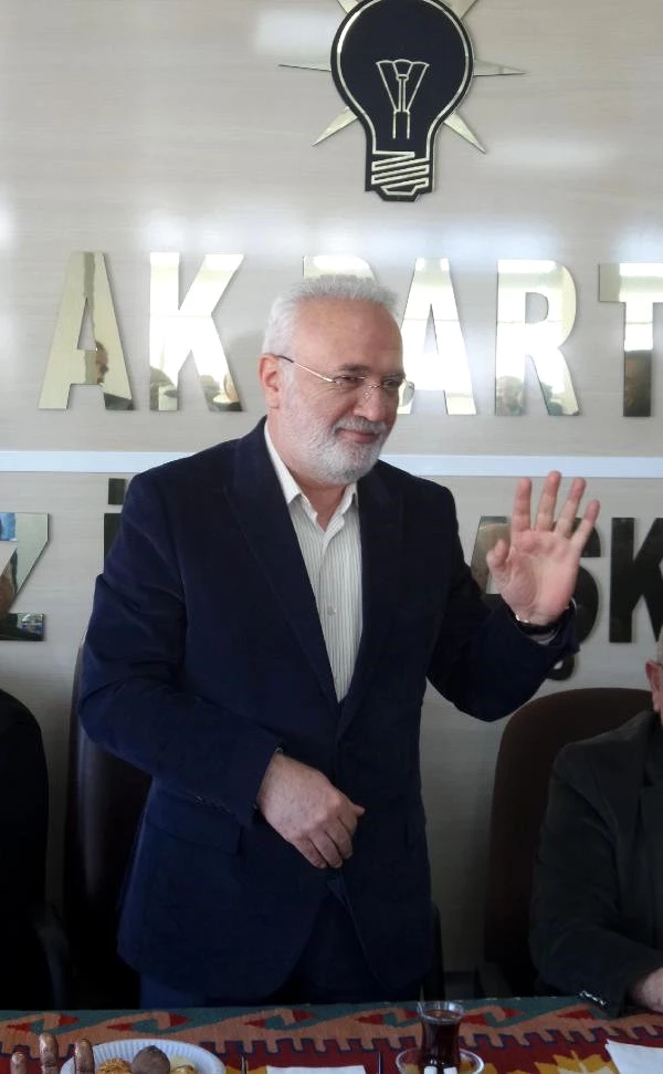 AK Parti'den Gül'e En Sert Tepki: Ailenin Bir Parçasıysan, Ortalıkta Konuşmayacaksın
