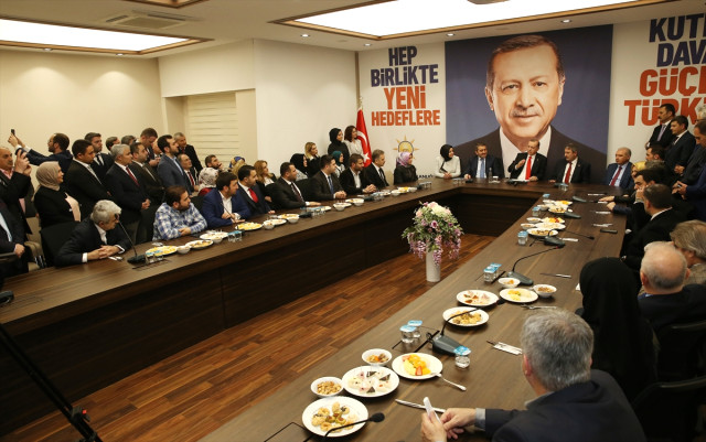 4 Günde 3'üncü Vatandaş Buluşması! Erdoğan, Bu Kez Sarıyer'e Sürpriz Bir Ziyaret Gerçekleştirdi