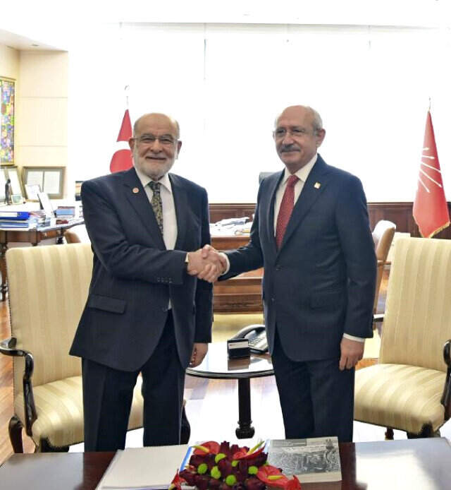 SP Lİderi Karamollaoğlu, Kılıçdaroğlu ile CHP Genel Merkezinde Görüşüyor
