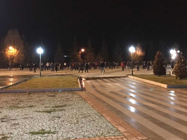 Eskişehir'de Polis, Beşiktaş Taraftarına TOMA ve Biber Gazıyla Müdahale Etti