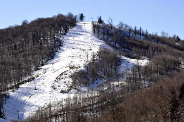 Kartepe'de Kar Kalınlığı Sadece 5 Santimetrede Kalınca Pistler Kapatıldı