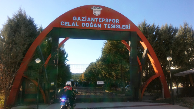 Gaziantepspor'da Taraftarlar Kulübü Bastı
