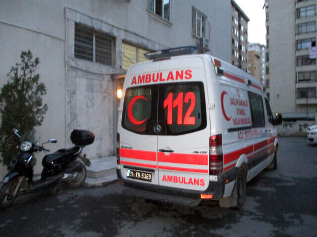 Kadıköy Karıştı! Reklam Ofisinde Silahlı Kavga: 2 Yaralı