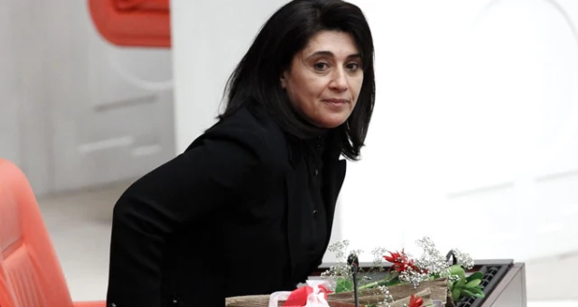 HDP'li Leyla Zana'nın Vekilliği Devamsızlık Gerekçesiyle Düşürüldü