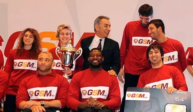 Milli Kadın <a class='keyword-sd' href='/basketbolcu/' title='Basketbolcu'>Basketbolcu</a> Işıl Alben, Arda Turan'a İthafen Paylaşım Yaptı