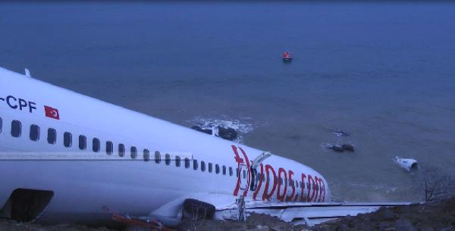 Başsavcılık, Trabzon'da Pistten Çıkan Uçakla İlgili Soruşturma Başlattı