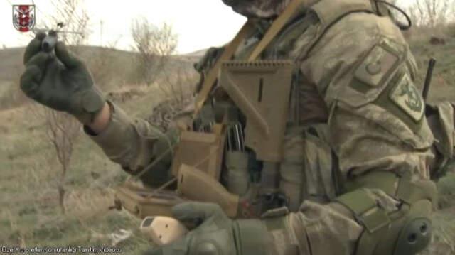 TSK'nın Yeni Silahı Görüntülendi! 'Eşek Arısı' Buluyor, Bordo Bereli Vuruyor