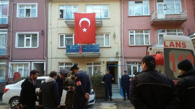 Isparta'da Şehit Düşen Askerin Annesi Komutanları Görünce Feryat Etti