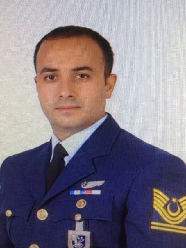 Isparta'da Şehit Düşen Askerin Annesi Komutanları Görünce Feryat Etti