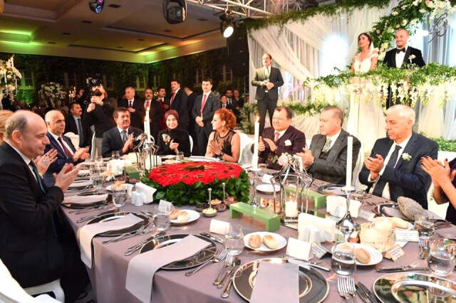 Cumhurbaşkanı Erdoğan, Denizli'de Nikaha Katıldı