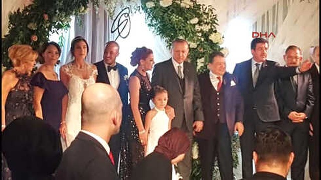 Cumhurbaşkanı Erdoğan, Denizli'de Nikaha Katıldı