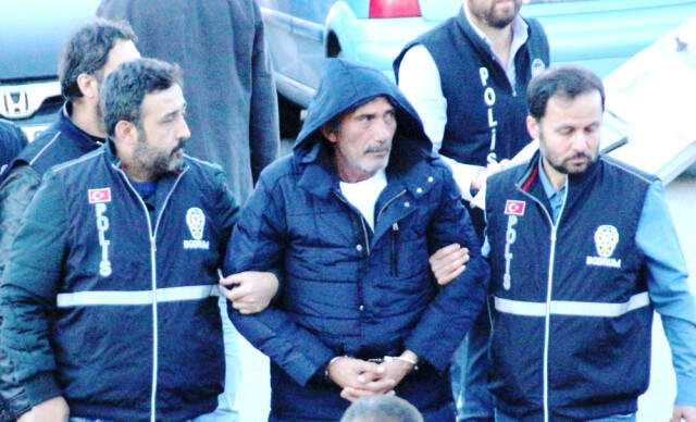 Karısıyla İlişkisi Olan Eski Ortağını Öldüren Koca, Cinayetten Önce Şarkıyla Mesaj Vermiş Karısıyla İlişkisi Olan Eski Ortağını Öldüren Koca, Cinayetten Önce Şarkıyla Mesaj Vermiş
