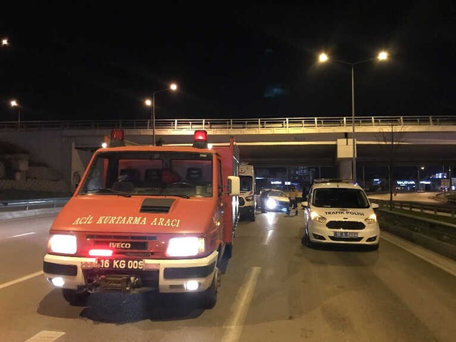 Bursa'da Kontrolden Çıkan Araç Takla Attı: 1 Ölü, 2 Yaralı