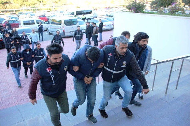 Karısıyla İlişkisi Olan Eski Ortağını Öldüren Koca, Cinayetten Önce Şarkıyla Mesaj Vermiş