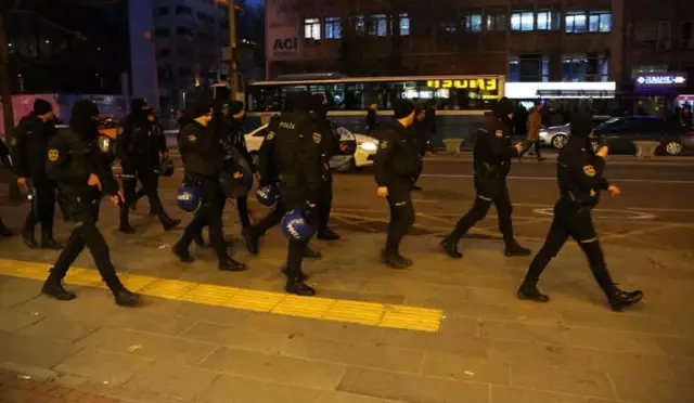 Ankara'da Afrin Operasyonunu Protesto Etmek İsteyen HDP'liler Polisi Görünce Kaçtı