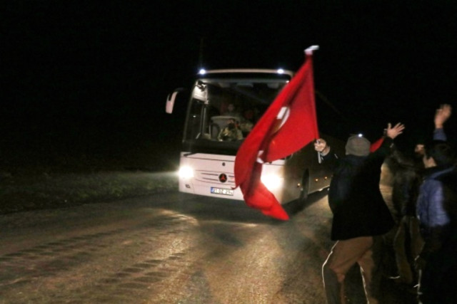 Vatandaşlar, Mehmetçik'i Afrin'e Dualarla Uğurladı!