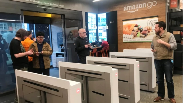Amazon ABD'de İlk Kasasız Süpermarketi Açtı