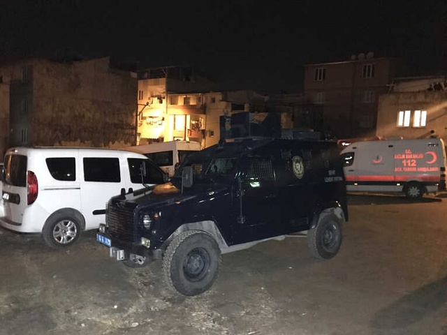 Kızlarını Pompalı Tüfekle Rehin Alan Baba 5 Saat Sonunda İkna Edildi