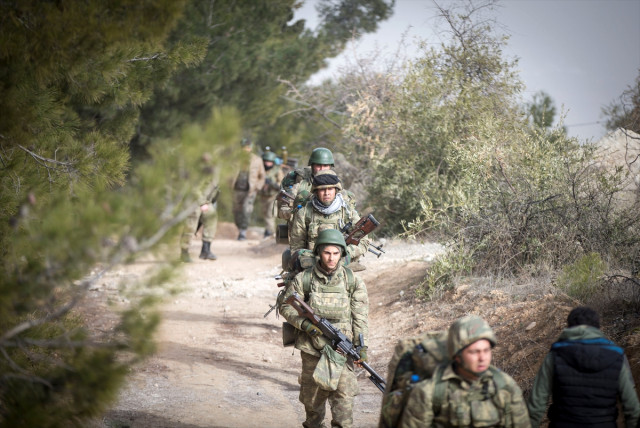 TSK Yeni Cephe Açtı, Azez'den Operasyon Başlattı