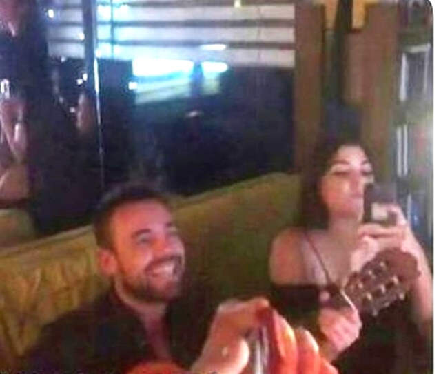 Merve Boluğur, Hande Erçel ile Fotoğrafları Çıkan Eski Kocası Murat Dalkılıç'ı Sildi