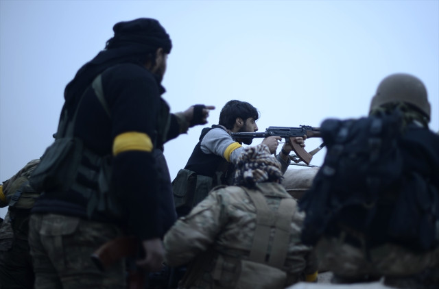 Zeytin Dalı'nda 4. Gün! TSK, Afrin İçin Yeni Cephe Açtı! Çatışmalar, Burseya Dağı'nda Yoğunlaştı