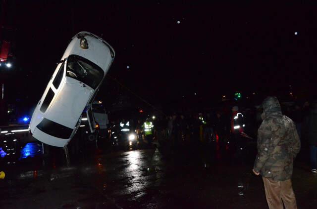 Ordu'da Polis Aracı Denize Düştü! Kayıp Polis Aranıyor