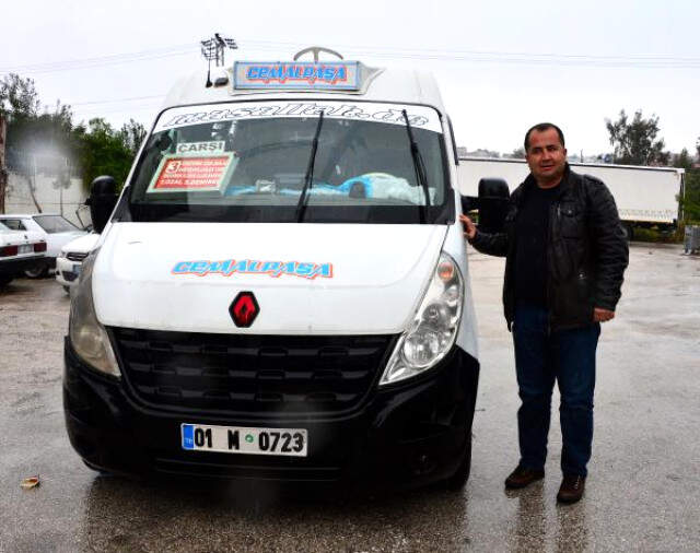 Mininüs Şoförü <a class='keyword-sd' href='/epilepsi-2/' title='Epilepsi'>Epilepsi</a> Krizi Geçiren Yolcuyu Son Anda Kurtardı