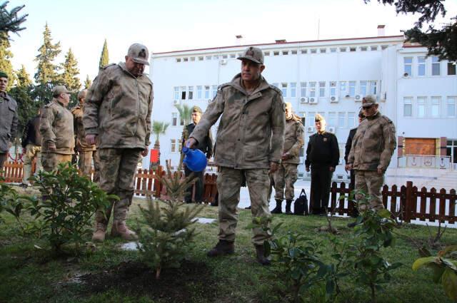 Jandarma Genel Komutanı Askerlere 