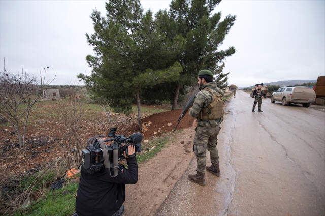 PYD/PKK'lı Teröristler Röportaj Sırasında Erdoğan'ın Danışmanına Ateş Açtı