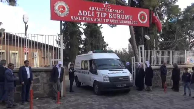 Yaşlı Kadın, Aşırı Yağış Nedeniyle Çöken Enkazın Altında Can Verdi