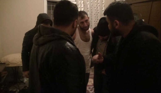 Çeyiz Sandığında Yakalanan Firari Uyuşturucu Taciri: Abi Üstümü Giyineyim