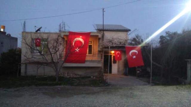 Afrin Şehitlerinin Acı Haberi, Mersin ve İstanbul'daki Baba Ocağına Ulaştı