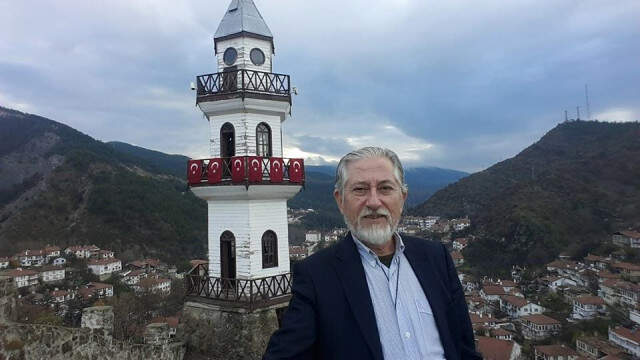 Afrin'de Gönüllü Görev Almak İsteyen Emekli Doktor İçin Top Atışı Yapıldı