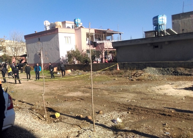Gaziantep'te Boş Arazide Oynayan Çocuklar Bebek Cesedi Buldu!