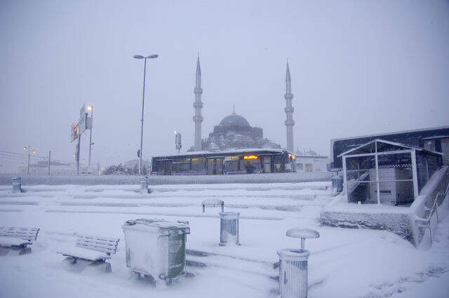 Meteoroloji İstanbul'da Hava Sıcaklıkları Yükseleceğini Duyurdu Meteoroloji, İstanbul'da Hava Sıcaklıklarının Yükseleceğini Duyurdu