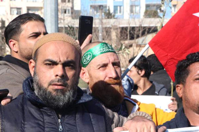 Suriyeliler, Afrin Operasyonuna Zeytin Dalları İle Destek Verdi