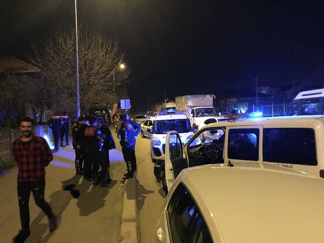 Asker Uğurlama Konvoyunda Havaya Ateş Açıldı, Polisle Arbede Çıktı