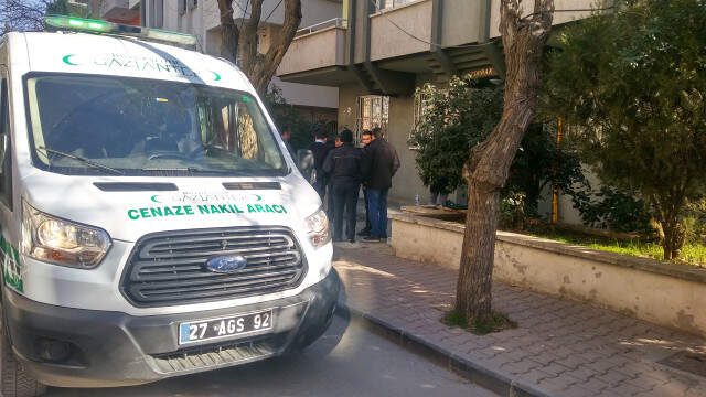 Cani Koca, Ayrı Yaşadığı Karısını Kurşun Yağmuruna Tutup İntihar Etti