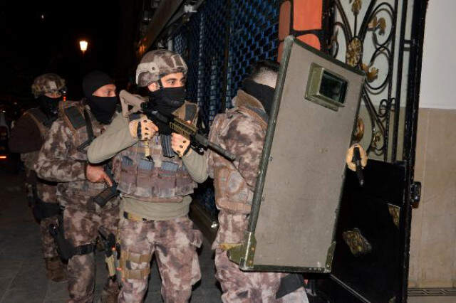 Furkan Vakfına Düzenlenen Operasyonun Ardından Valilikten Açıklama: Gösteriler Yasaklandı