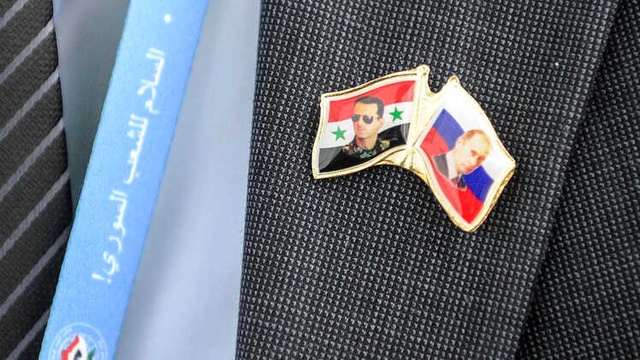Soçi'deki Suriye Konferansının Açılışı Muhalif Grupların 'Bayrak' Tepkisi Nedeniyle Gecikiyor