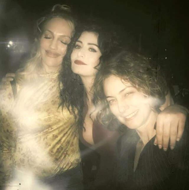 Deniz Çakır ve Oktay Kaynarca Sarmaş Dolaş Eğlendi