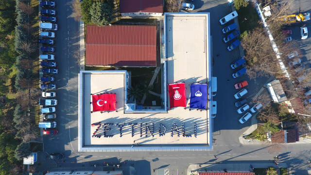 İBB Zabıtası'ndan Zeytin Dalı Koreografisi