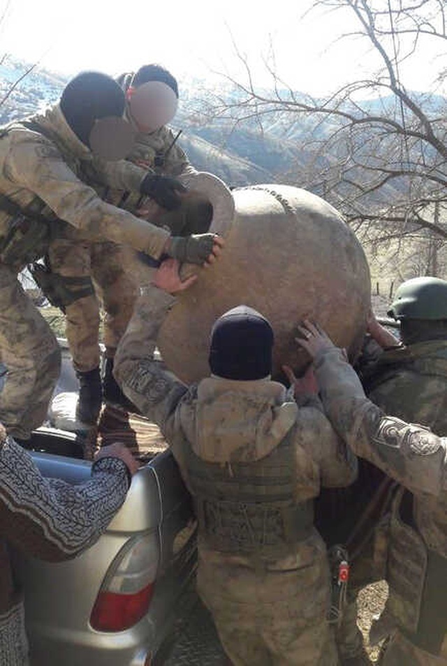 Tunceli'de Mehmetçik, Orta Çağ Dönemi'ne Ait Küp Buldu