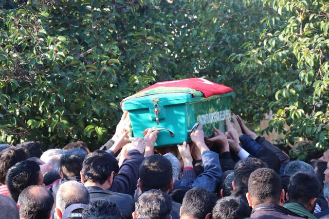 Roketli Saldırıda Hayatını Kaybeden Lise Öğrencisi Son Yolculuğuna Uğurlandı